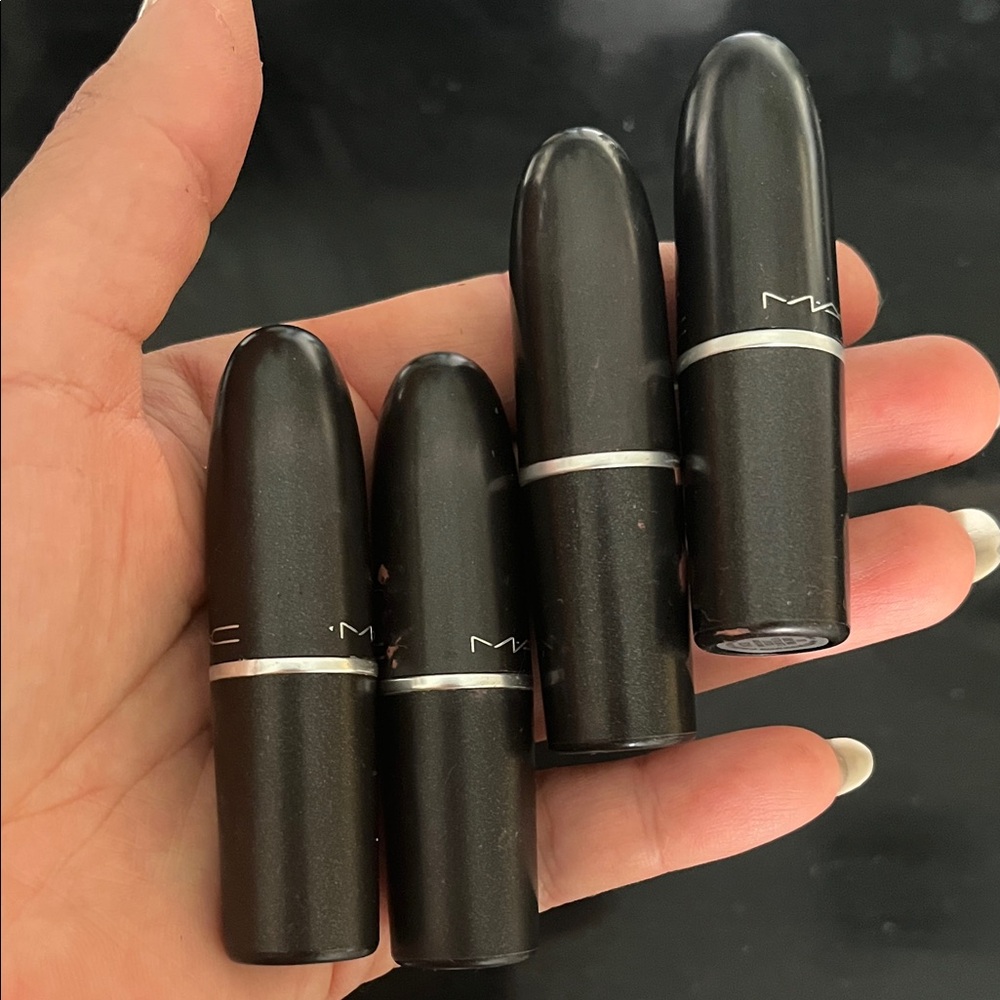 MAC Lipstick Set (4)